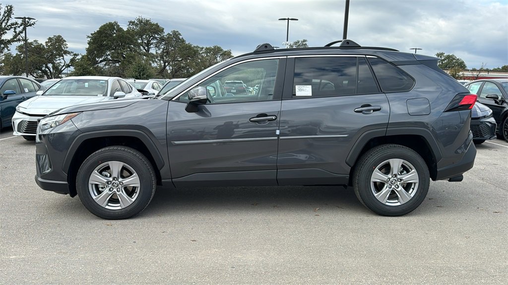 New 2025 Toyota RAV4 XLE image 4