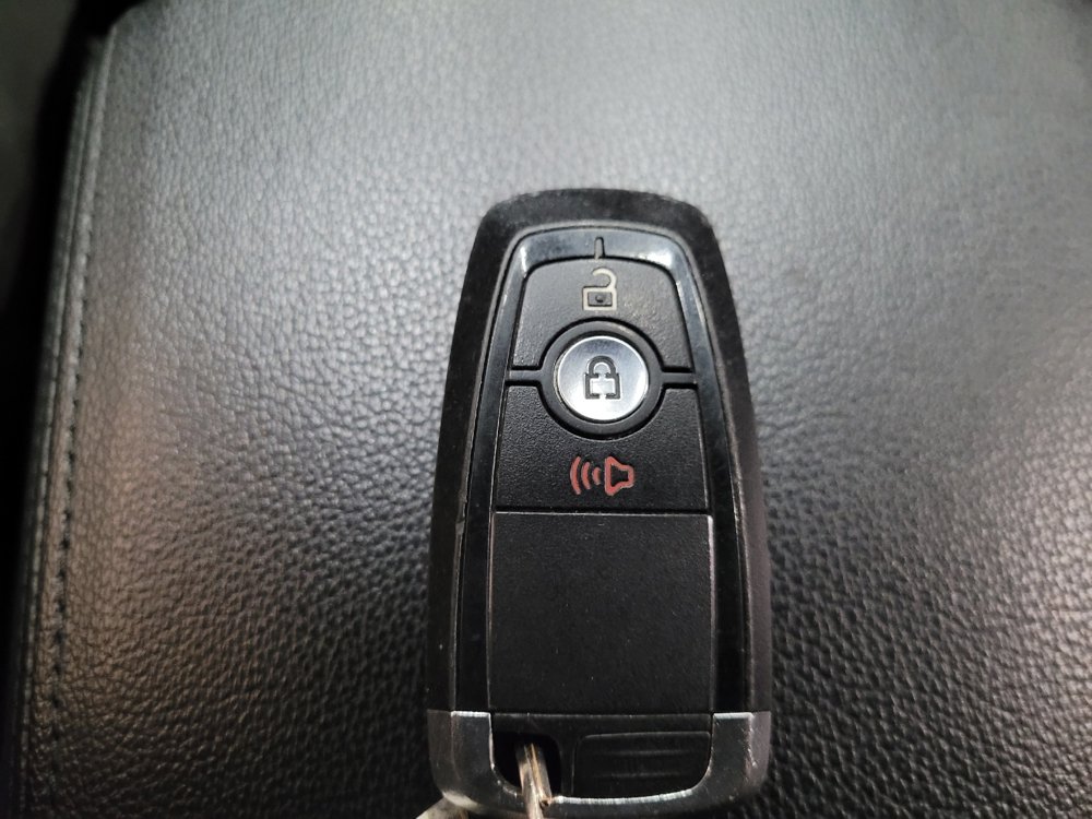 Used 2018 Ford Explorer XLT AWD/4WD image 32