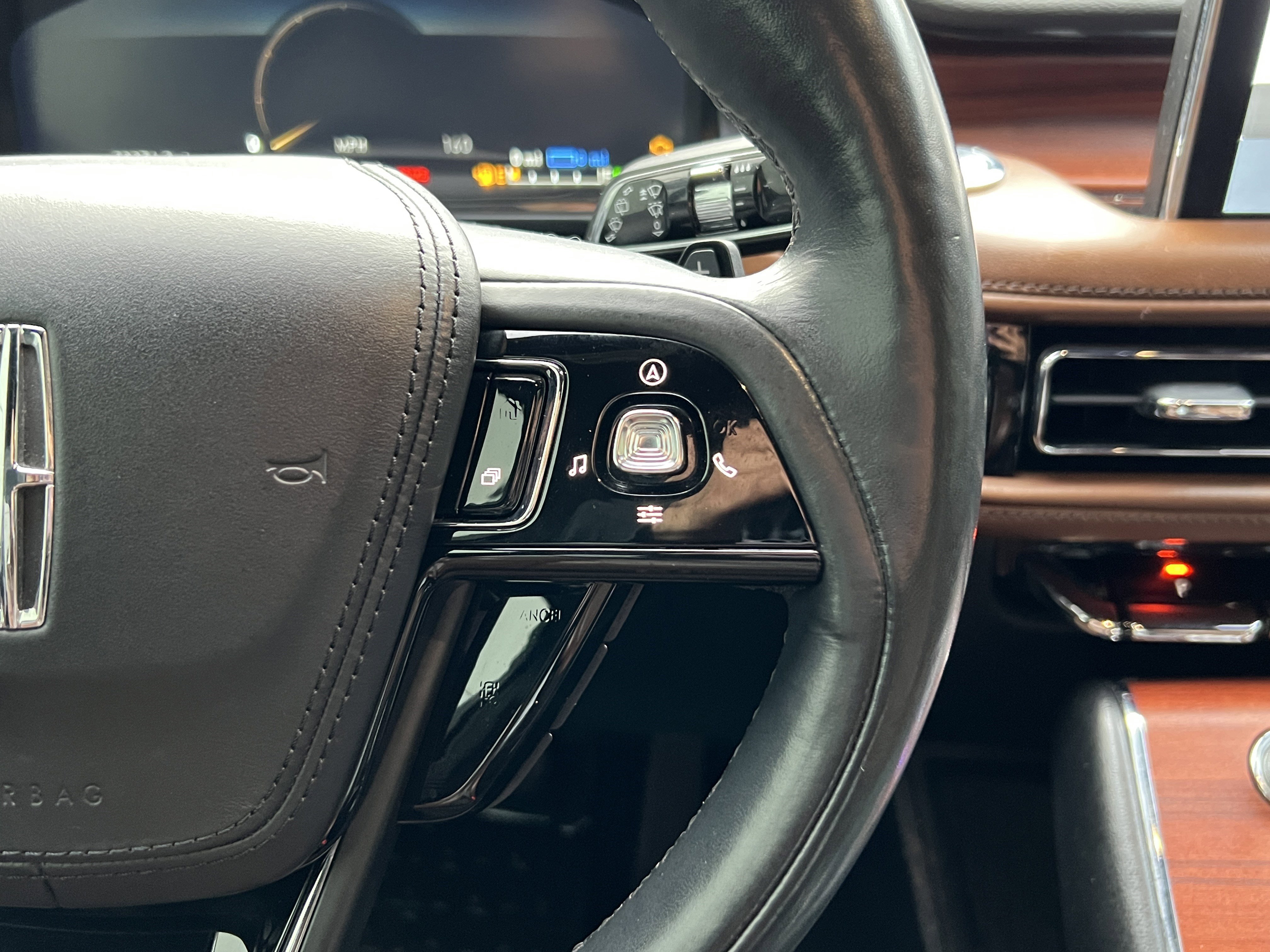 Used 2021 Lincoln Aviator Grand Touring w/ Equipment Group 302A image 31