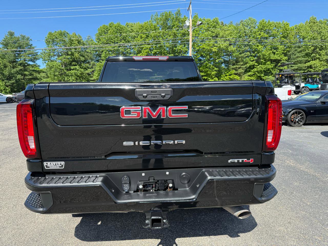 Used 2022 GMC Sierra 2500 AT4 AWD/4WD image 11