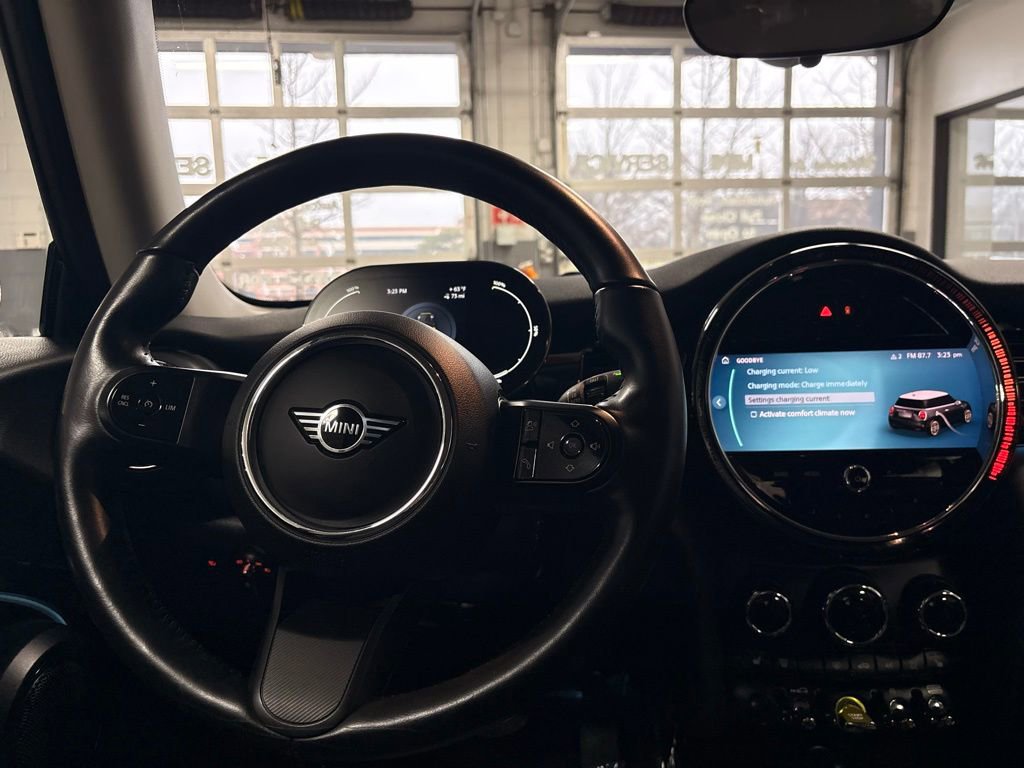 Used 2022 MINI Cooper SE image 21