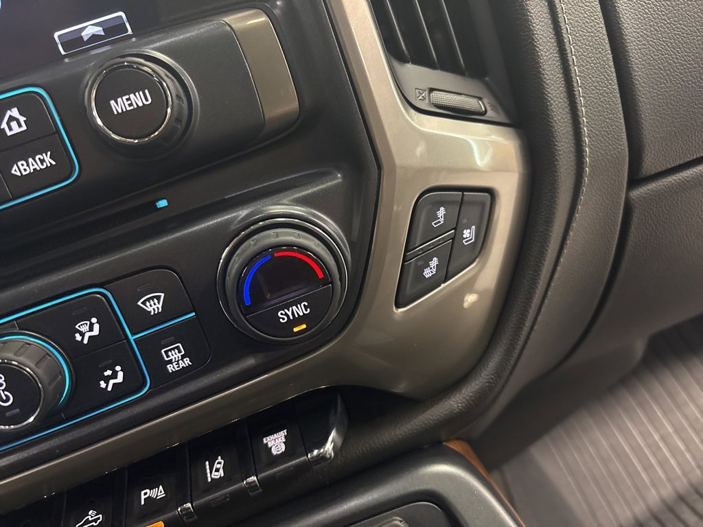 Used 2018 Chevrolet Silverado 2500 High Country w/ Duramax Plus Package image 26