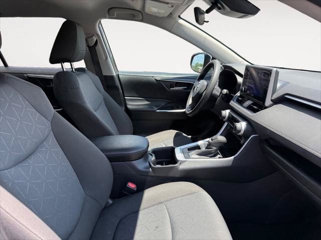 Certified 2025 Toyota RAV4 XLE FWD image 15