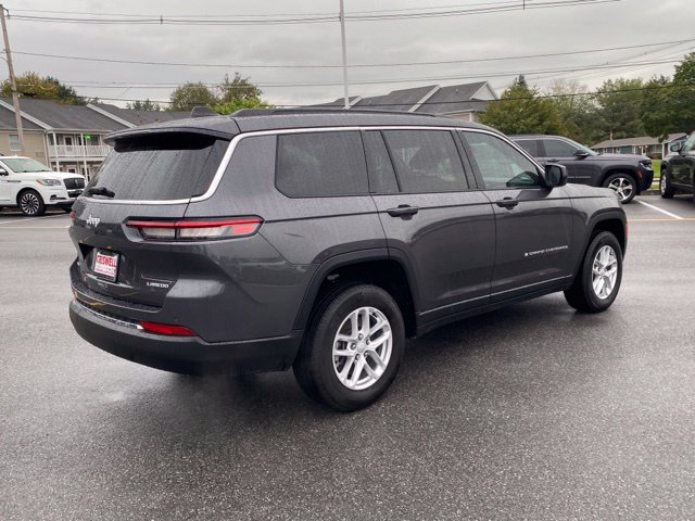 Used 2025 Jeep Grand Cherokee L Laredo AWD/4WD image 5
