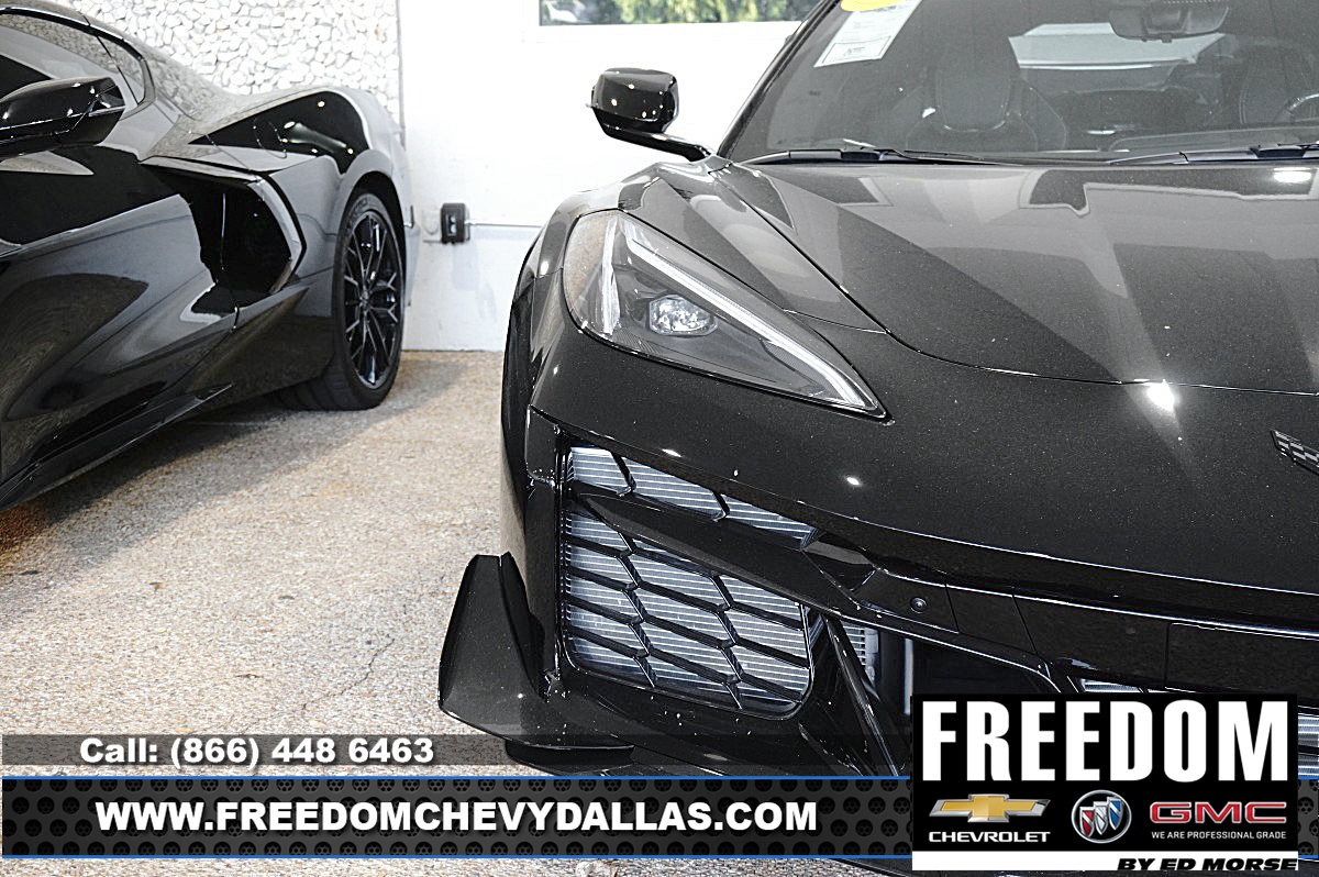 New 2026 Chevrolet Corvette Z06 w/ Z07 Performance Package RWD image 11