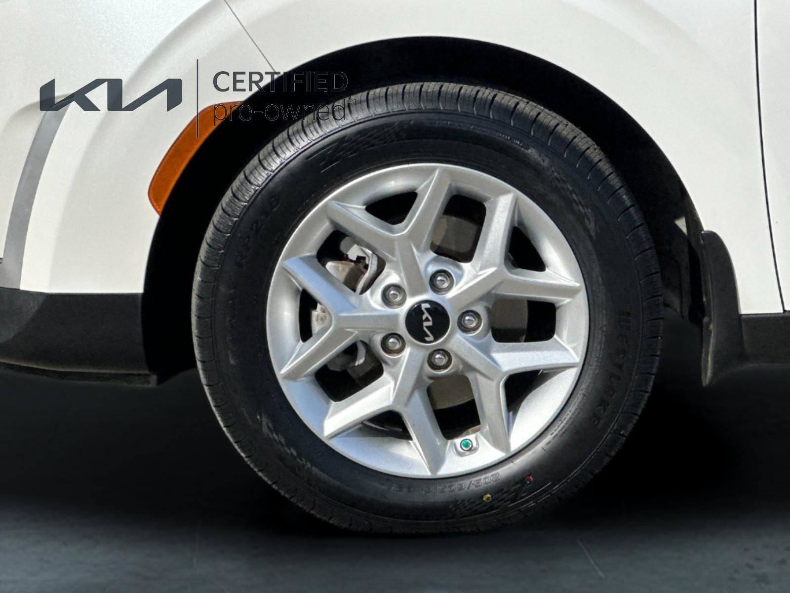 Certified 2023 Kia Soul LX w/ LX Technology Package image 25