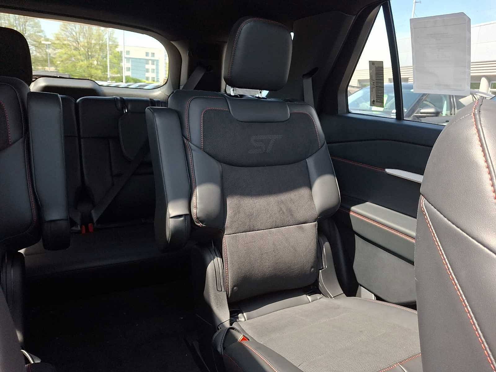 New 2026 Ford Explorer ST w/ Sun And Sound Package AWD/4WD image 13