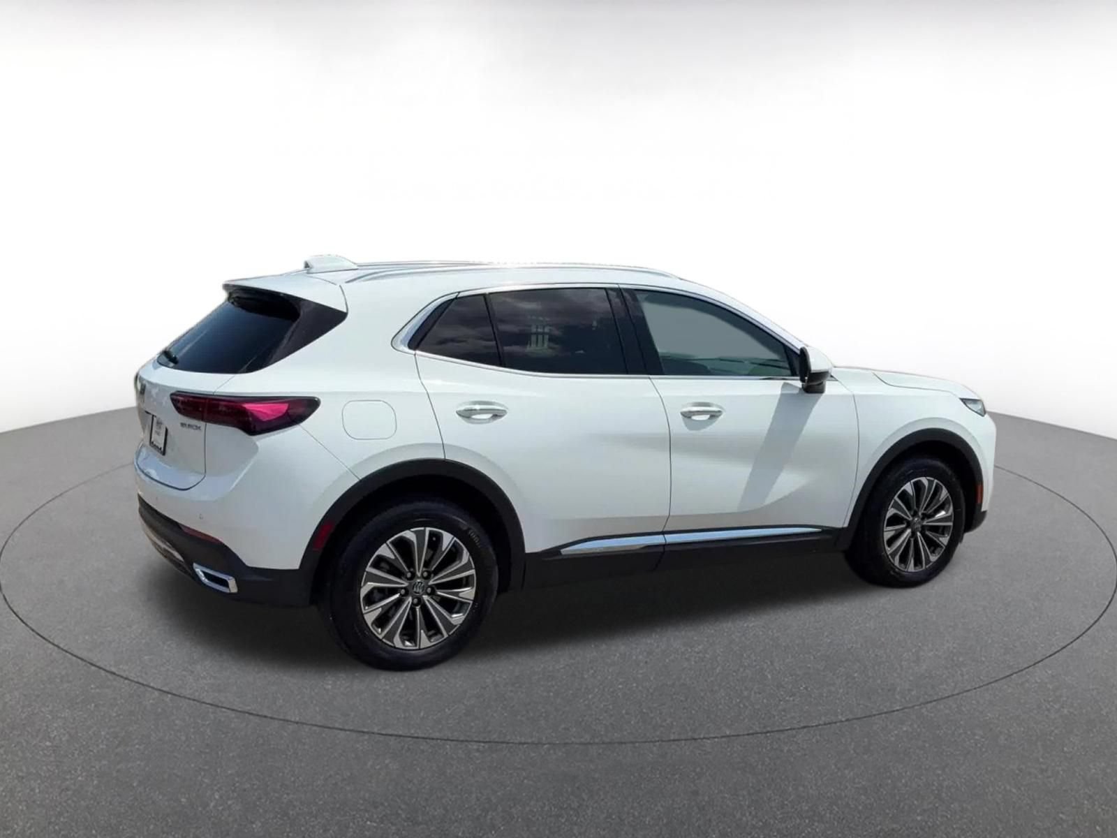Used 2024 Buick Envision Preferred AWD/4WD image 12