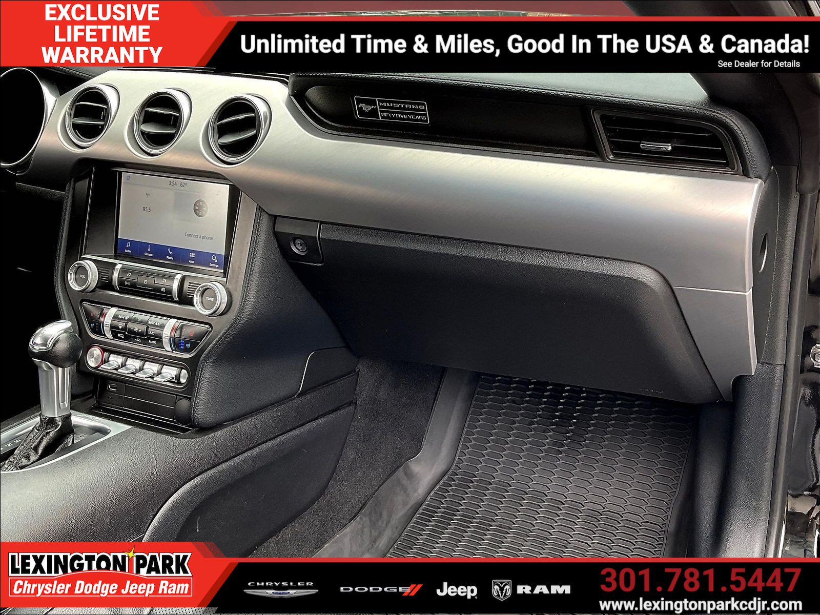Used 2020 Ford Mustang Premium RWD image 23
