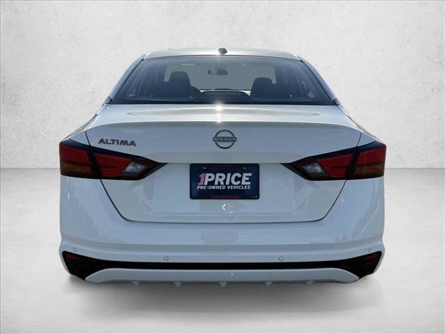 Used 2025 Nissan Altima 2.5 SV FWD image 6