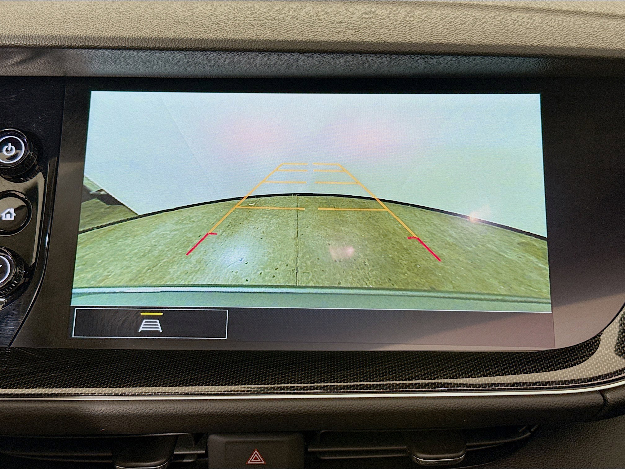 Used 2023 Buick Envision Essence w/ Sport Touring Package image 16