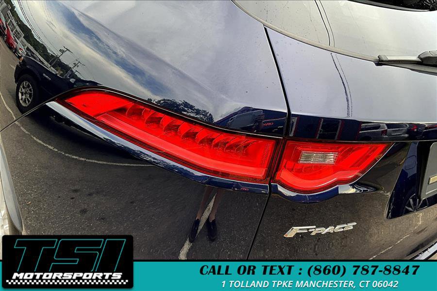 Used 2020 Jaguar F-PACE Prestige image 31