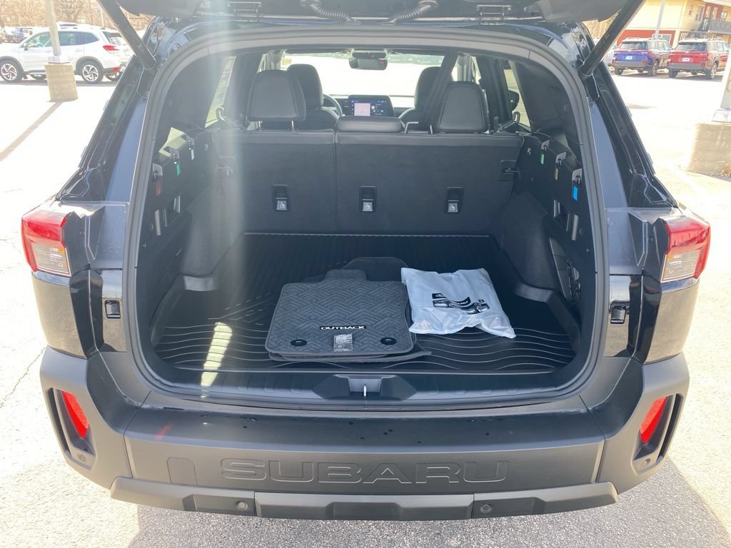 New 2026 Subaru Outback Limited AWD/4WD image 5
