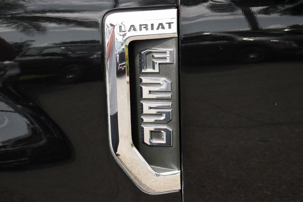 Used 2019 Ford F250 Lariat w/ Lariat Ultimate Package AWD/4WD image 49
