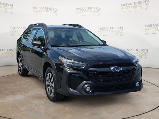 Used 2023 Subaru Outback AWD/4WD image 7