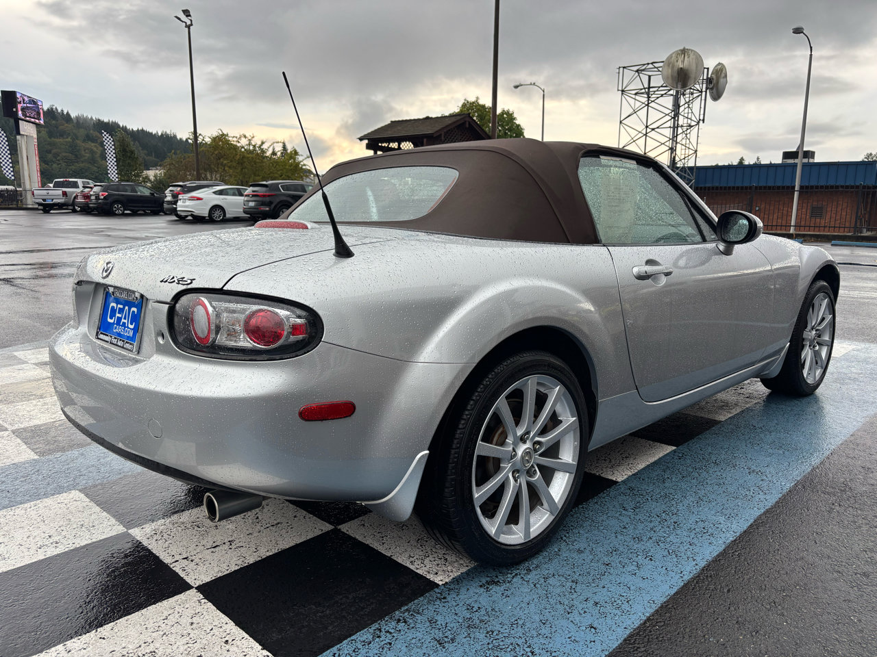 Used 2006 MAZDA MX-5 Miata Grand Touring w/ Premium Pkg image 5