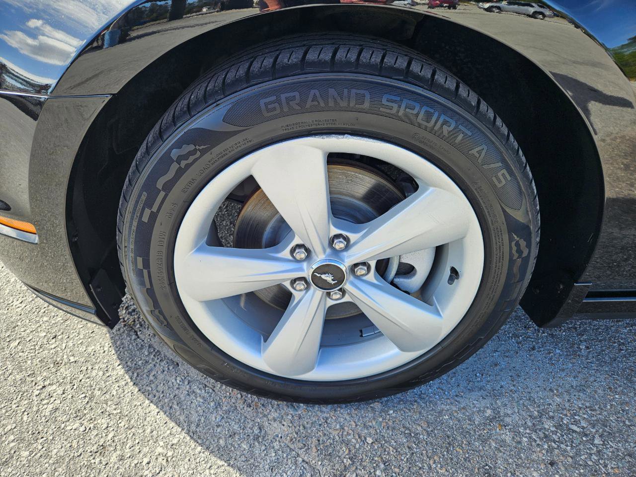 Used 2014 Ford Mustang GT image 9