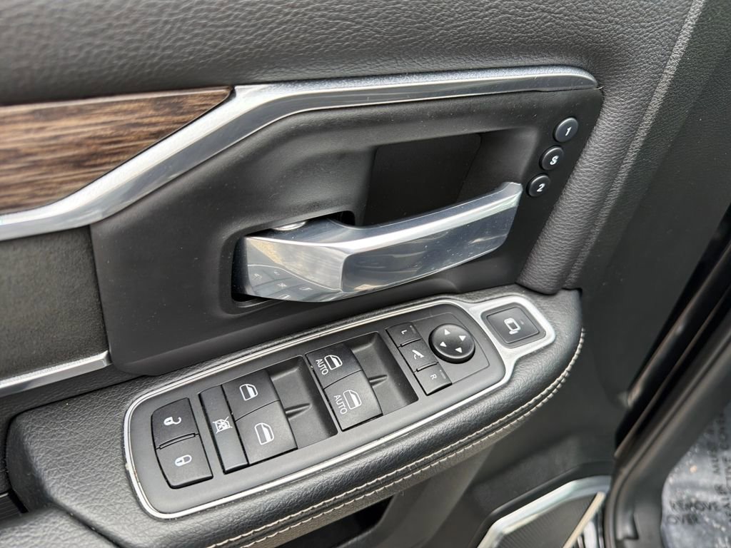 Used 2020 RAM 3500 Laramie image 22