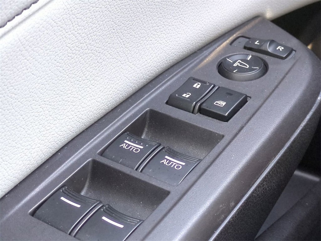 Certified 2020 Acura ILX w/ Premium Package image 23