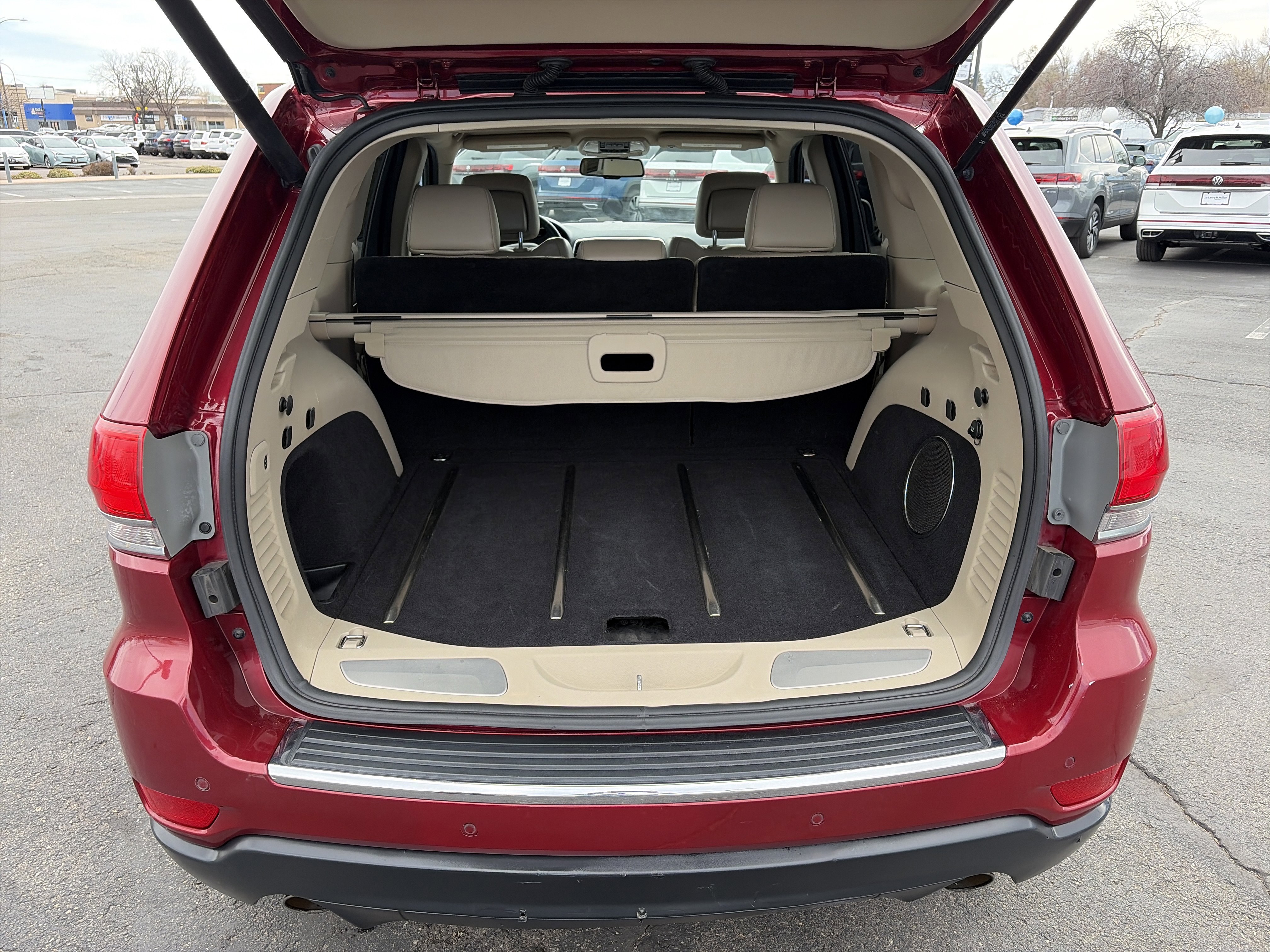 Used 2014 Jeep Grand Cherokee Limited image 24