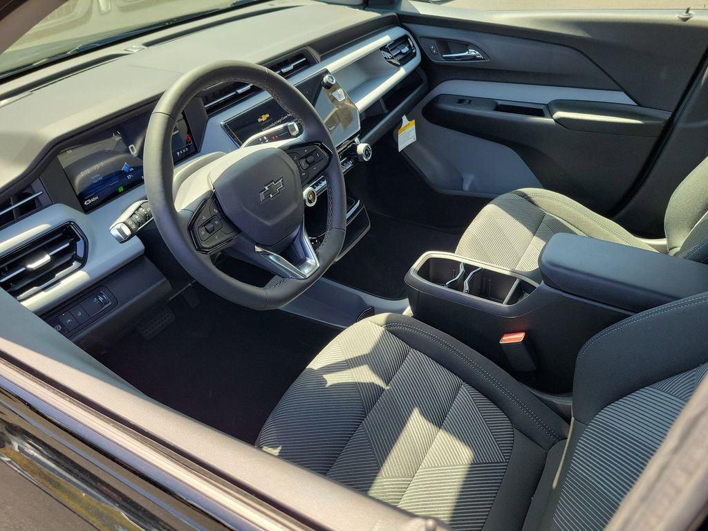 New 2027 Chevrolet Bolt LT w/ Comfort Package FWD image 3