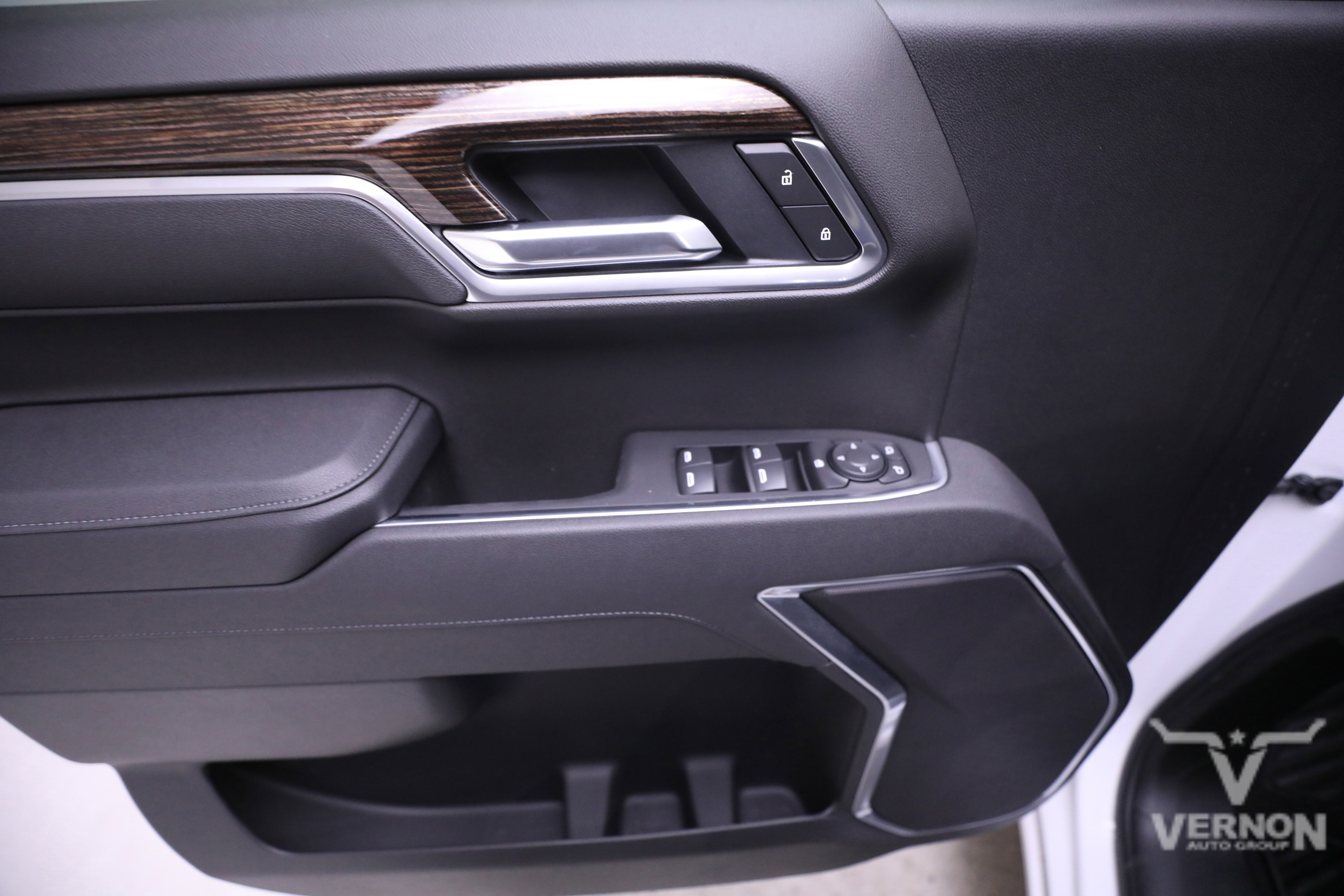 New 2026 GMC Sierra 1500 SLE image 19