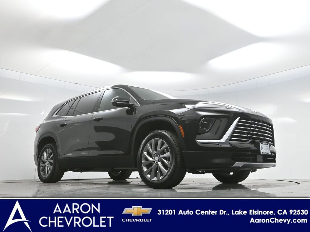 Used 2025 Buick Enclave Preferred image 2