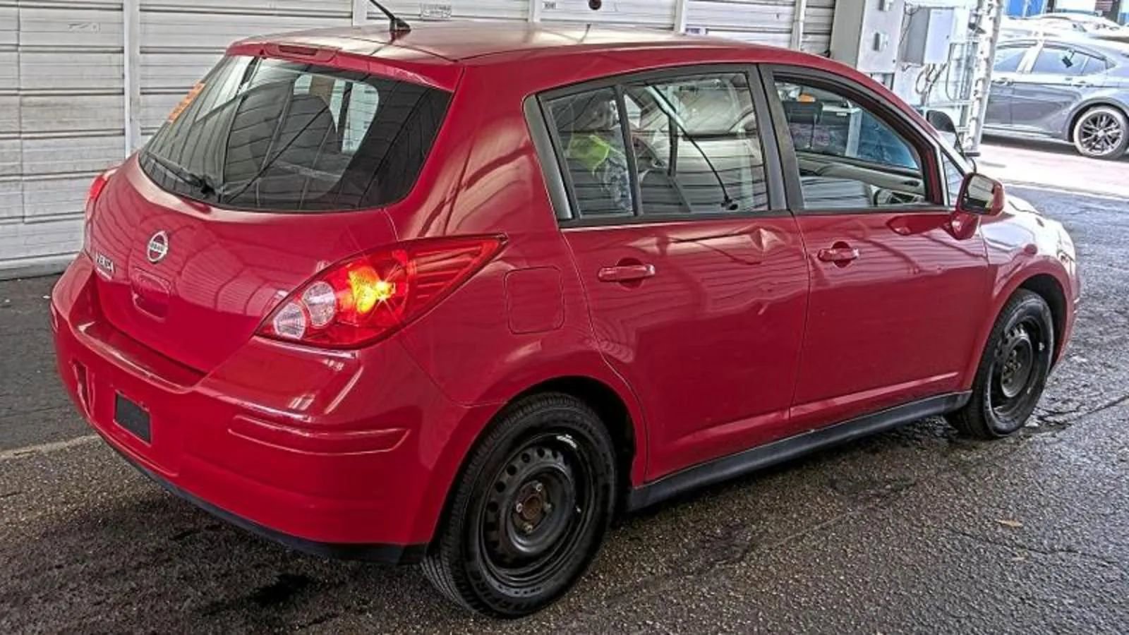 Used 2012 Nissan Versa 1.8 S image 3