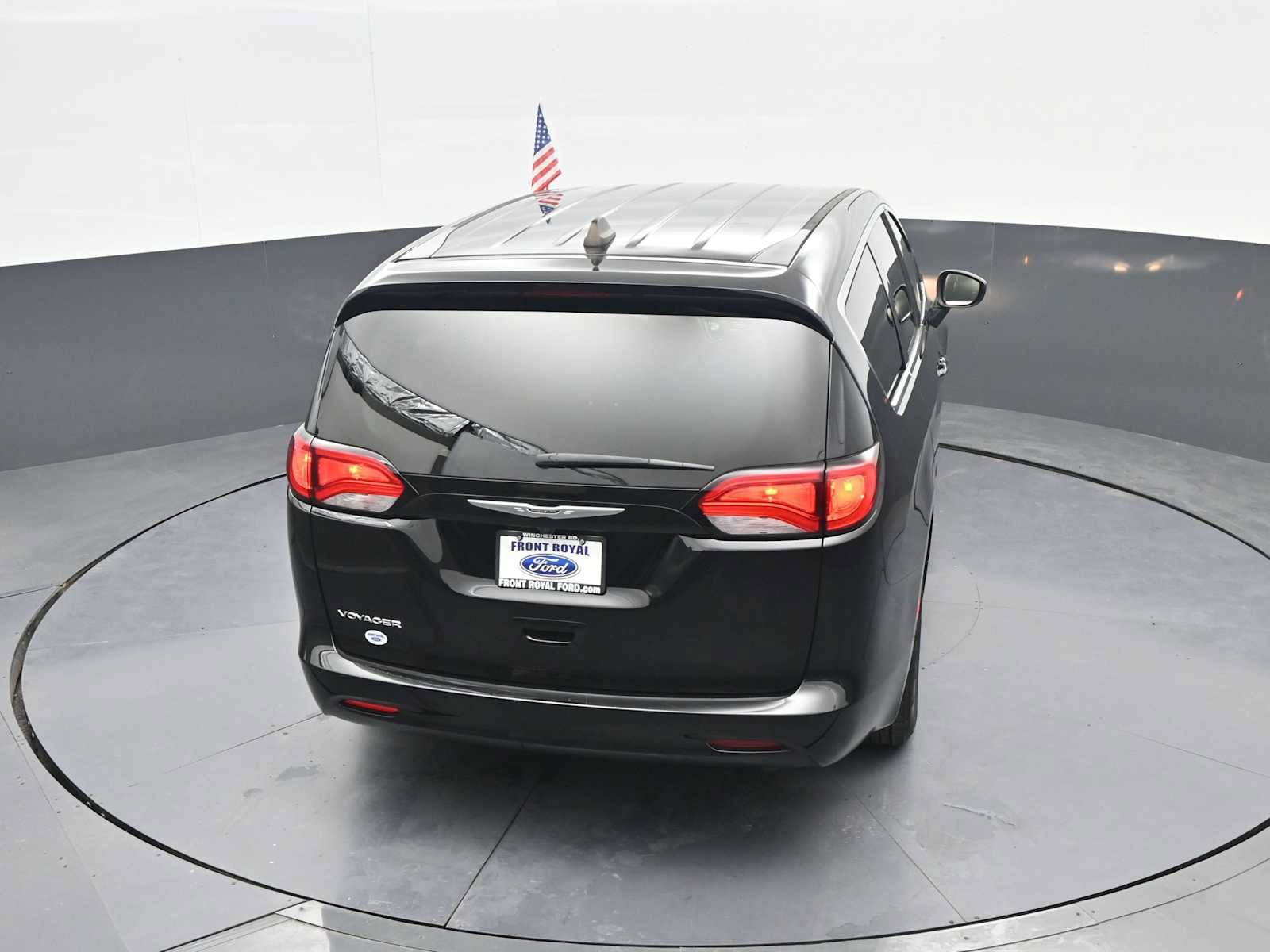 Used 2024 Chrysler Voyager LX FWD image 32