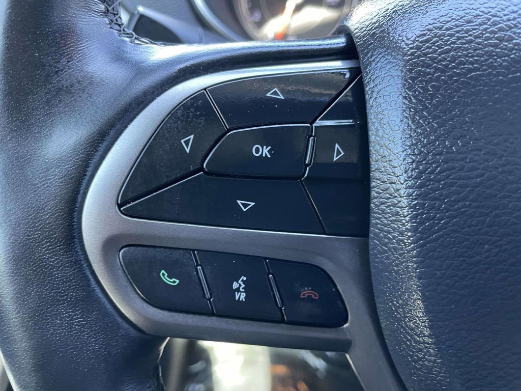 Used 2021 Jeep Cherokee Latitude Lux AWD/4WD image 31