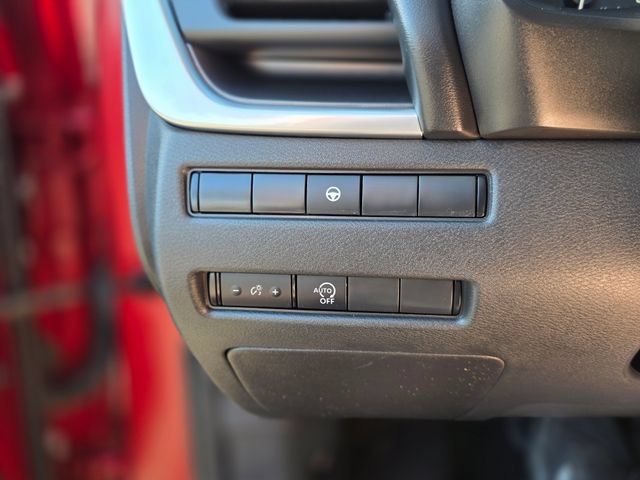 Used 2023 Nissan Rogue SV FWD image 35