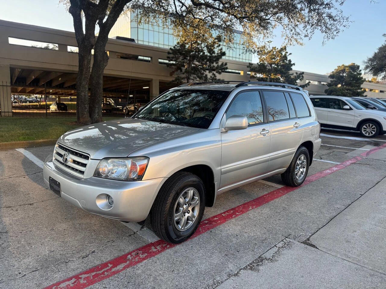 Used 2006 Toyota Highlander Sport image 2