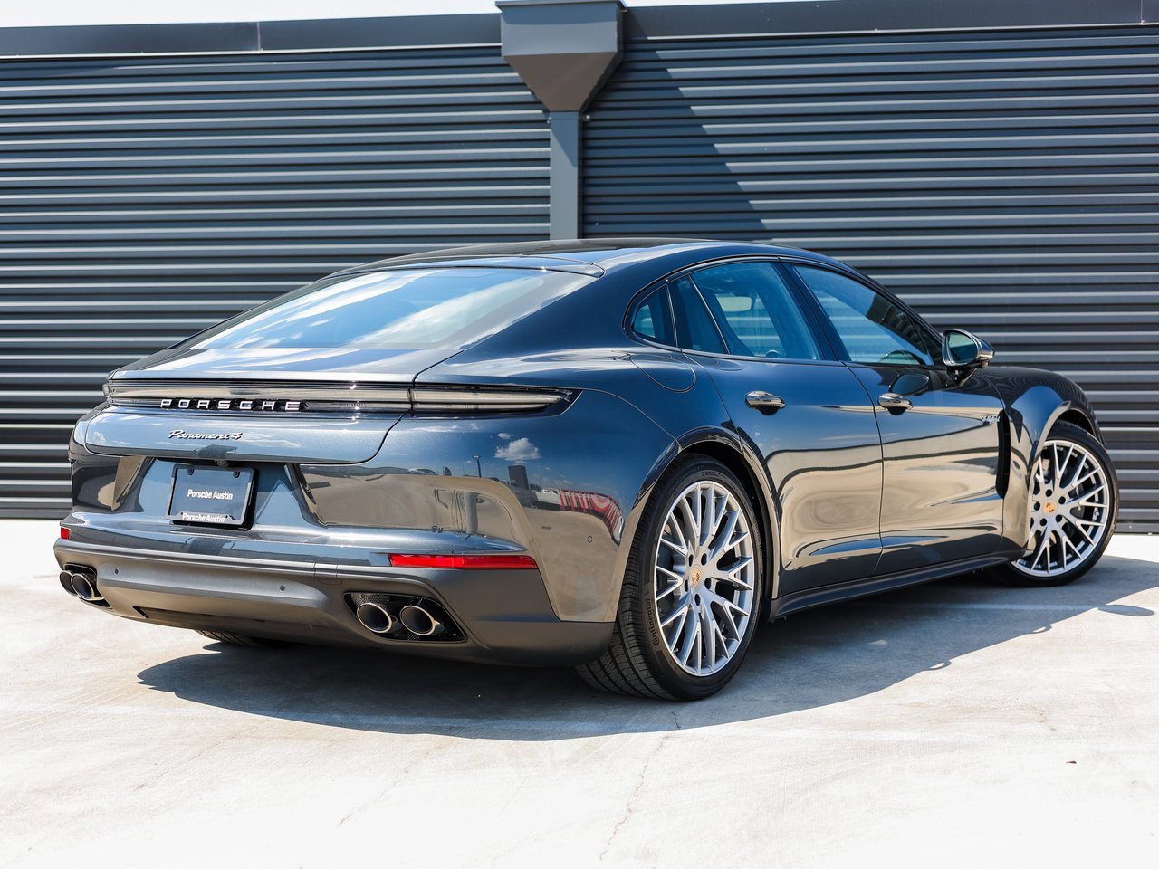 New 2026 Porsche Panamera 4 image 7