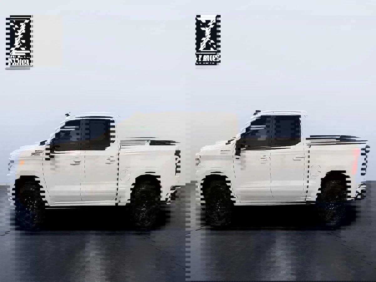 Used 2024 Chevrolet Silverado 1500 RST w/ Z71 Off-Road Package image 3