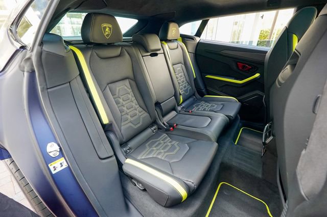 Used 2025 Lamborghini Urus SE image 94