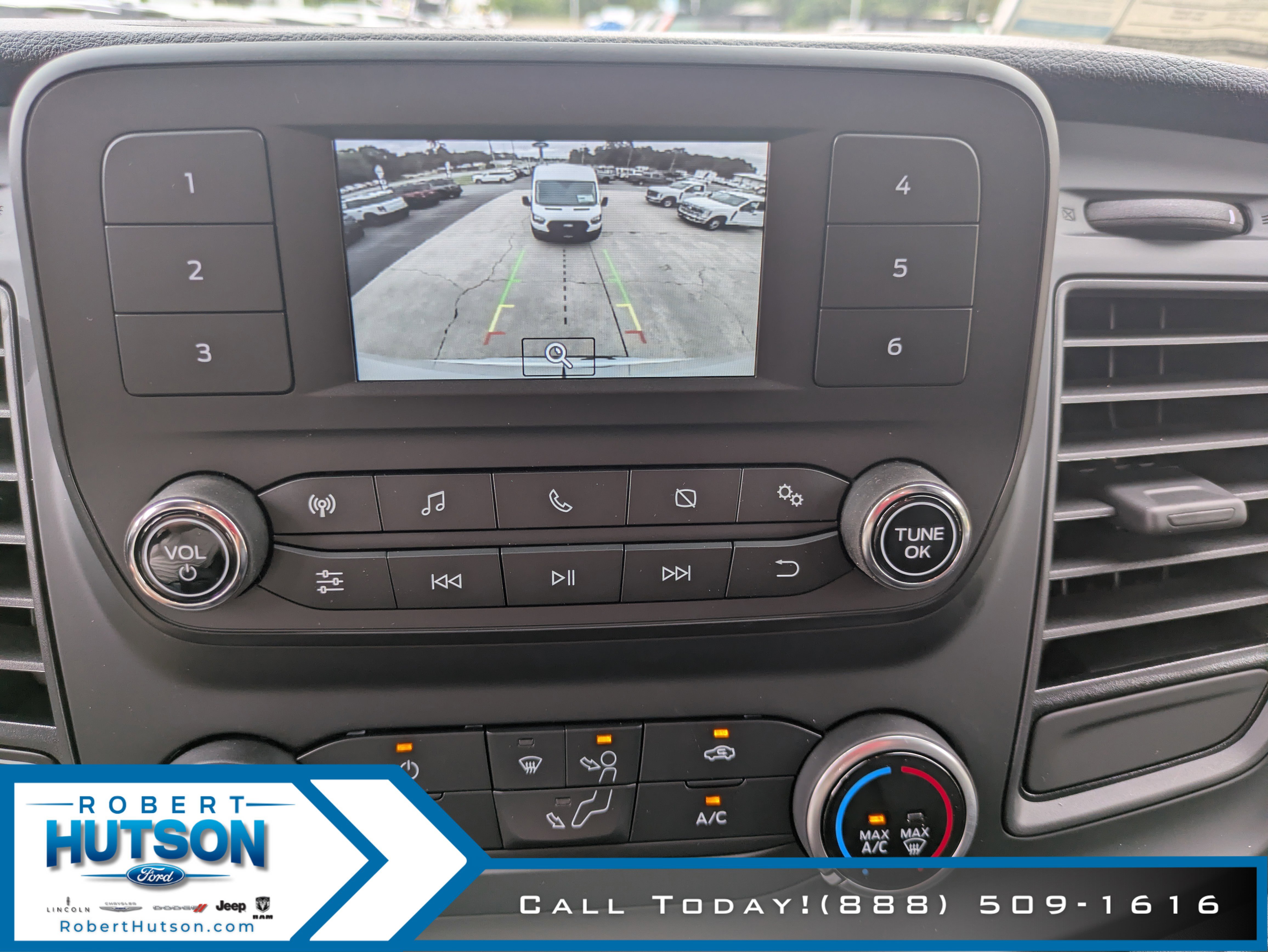 New 2025 Ford Transit 250 148 Medium Roof w/ Load Area Protection Package image 28