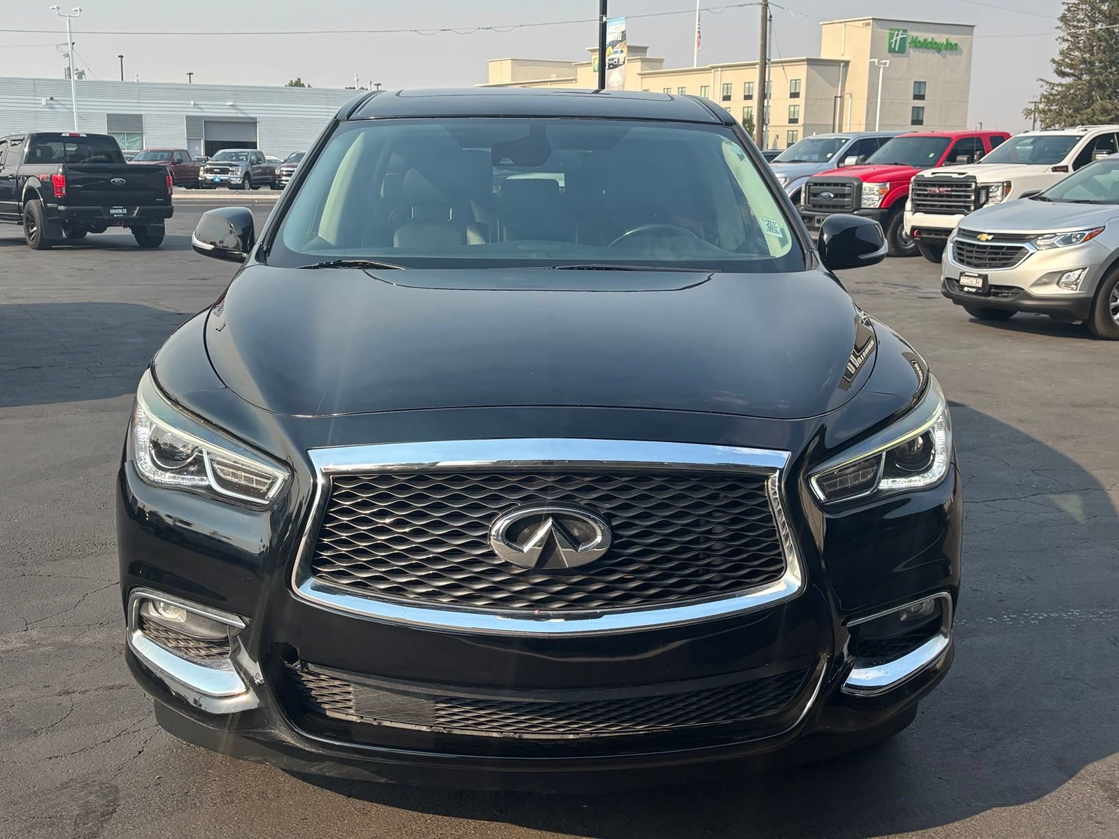 Used 2019 INFINITI QX60 Pure FWD image 2