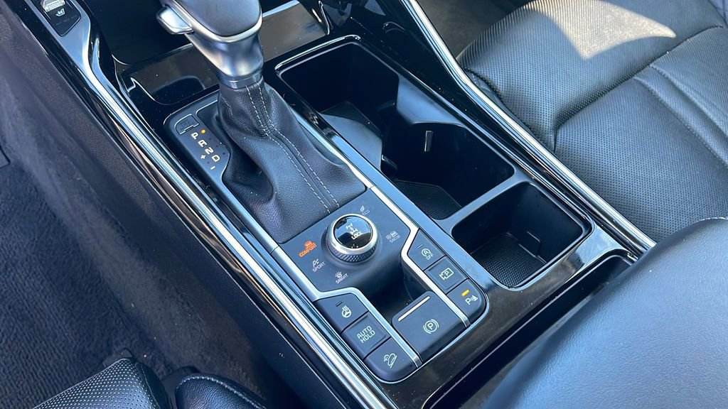 Used 2022 Kia Sorento SX Prestige image 22