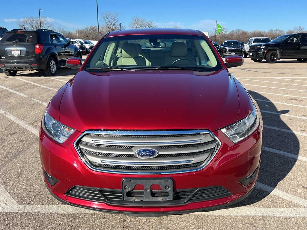 Used 2017 Ford Taurus SEL w/ Equipment Group 201A image 9