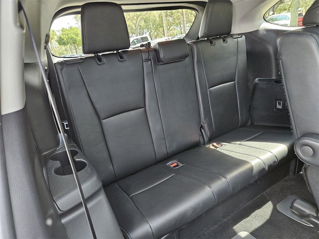 Used 2022 Toyota Highlander Platinum image 13
