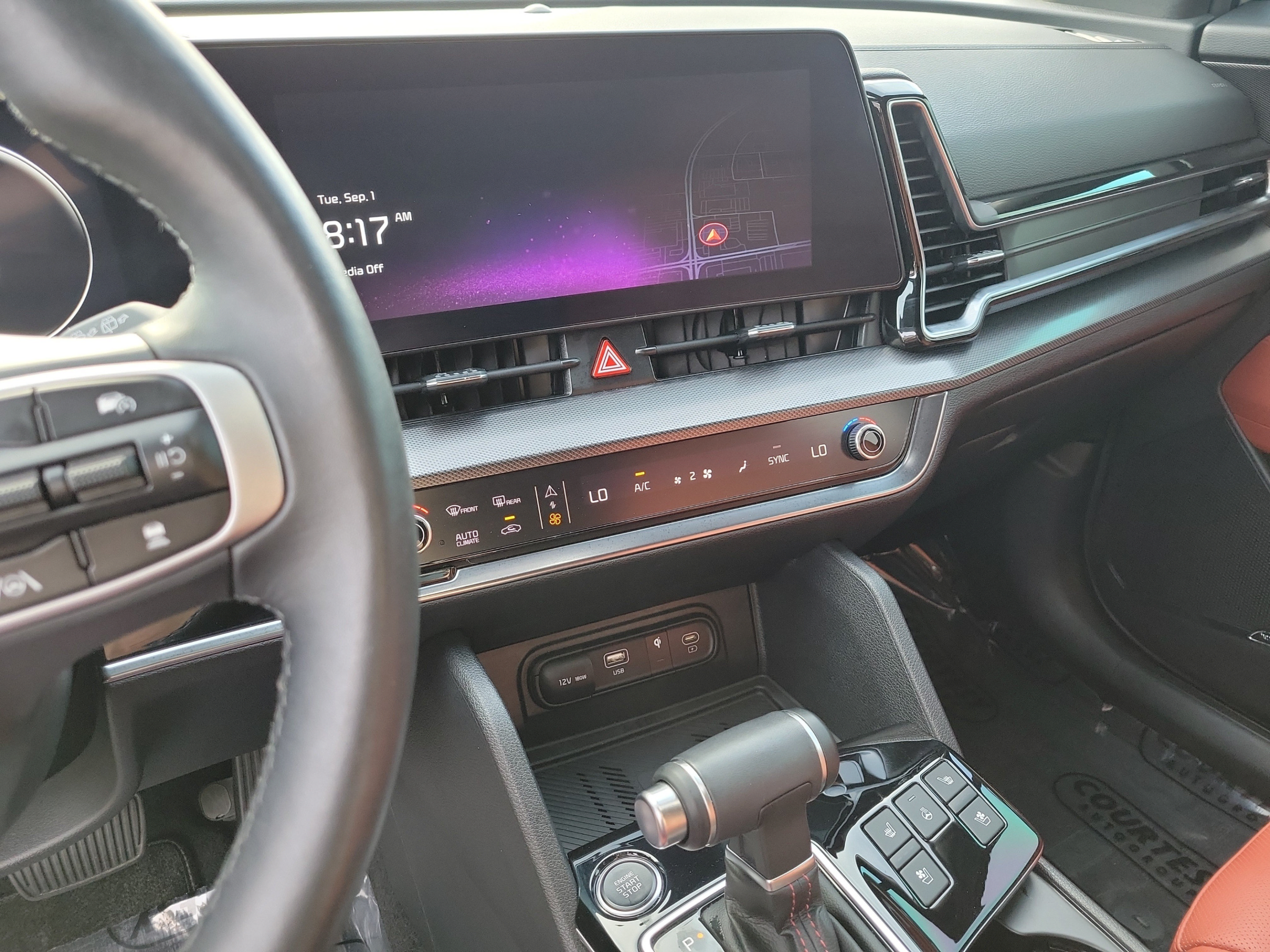 Used 2025 Kia Sportage SX FWD image 23
