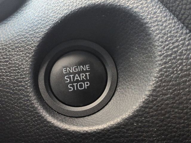 Certified 2025 Toyota Corolla Cross XLE AWD/4WD image 17