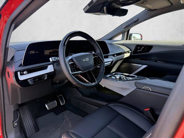 Used 2025 Cadillac Optiq Sport 1 AWD/4WD image 10
