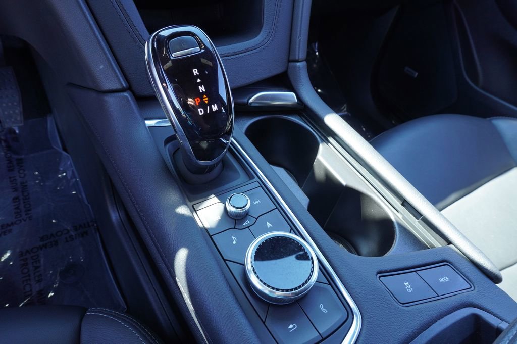 Certified 2025 Cadillac XT5 Premium Luxury image 19