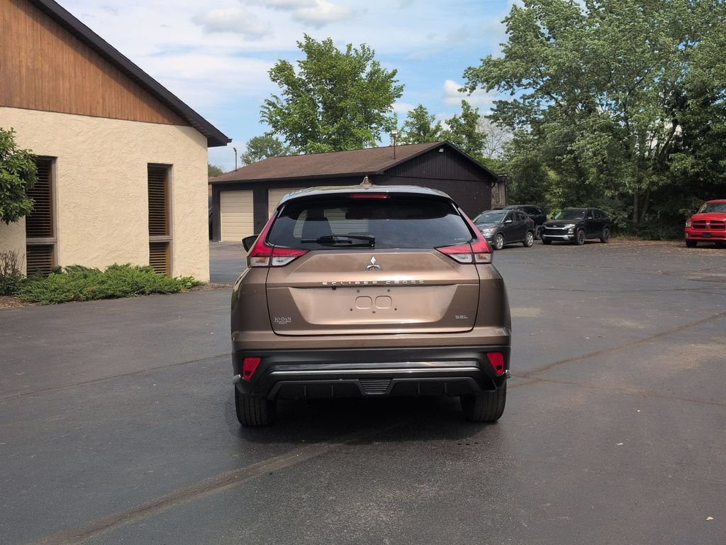 Used 2022 Mitsubishi Eclipse Cross SEL AWD/4WD image 6