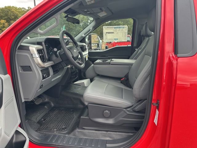 New 2026 Ford F550 4x4 Regular Cab Super Duty image 10