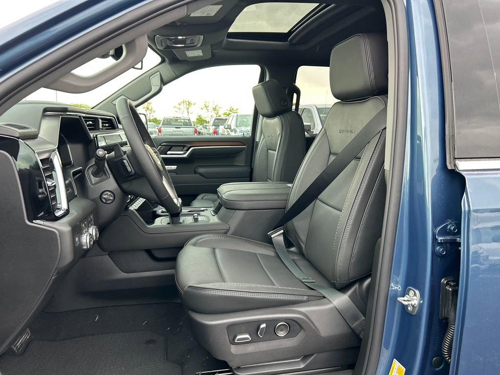 New 2026 GMC Sierra 1500 Denali AWD/4WD image 19