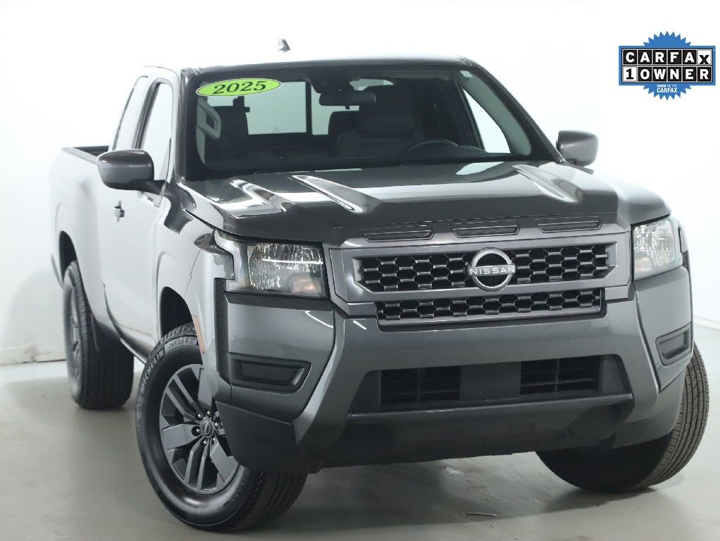 Certified 2025 Nissan Frontier SV image 3