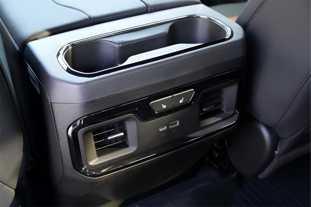 New 2026 GMC Sierra 2500 AT4 w/ AT4 Premium Plus Package image 31