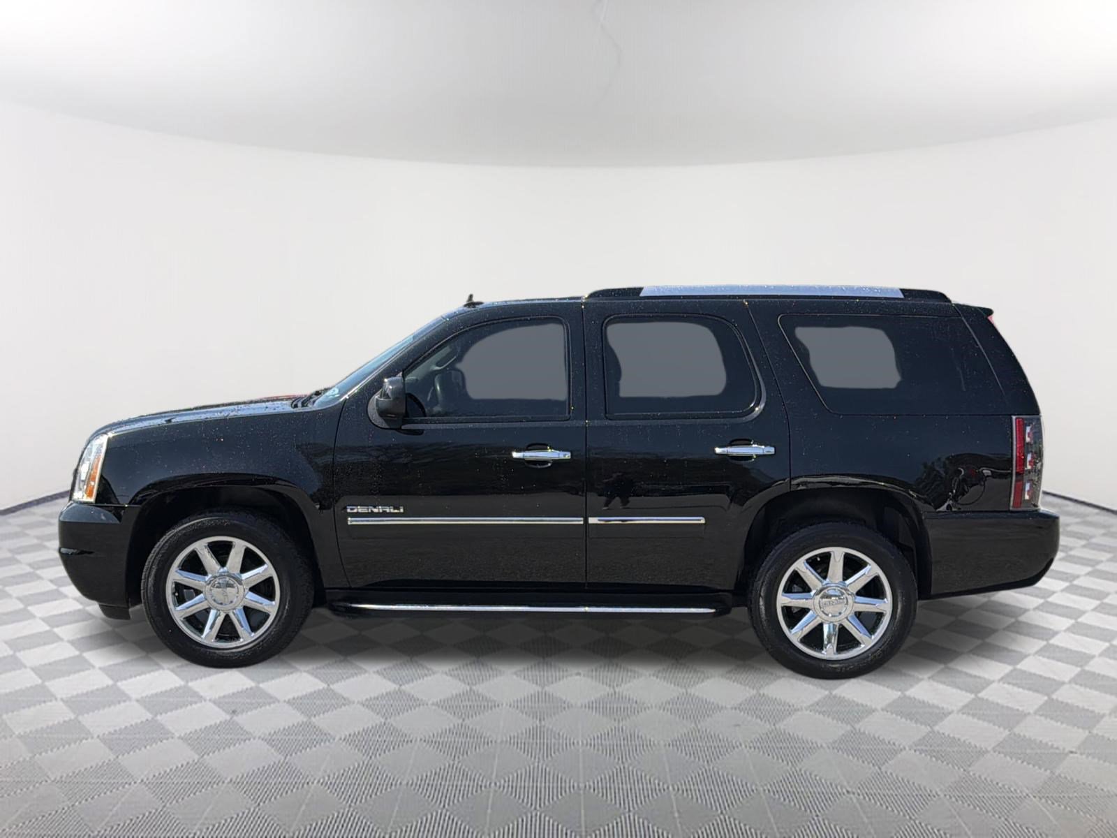 Used 2014 GMC Yukon Denali image 9